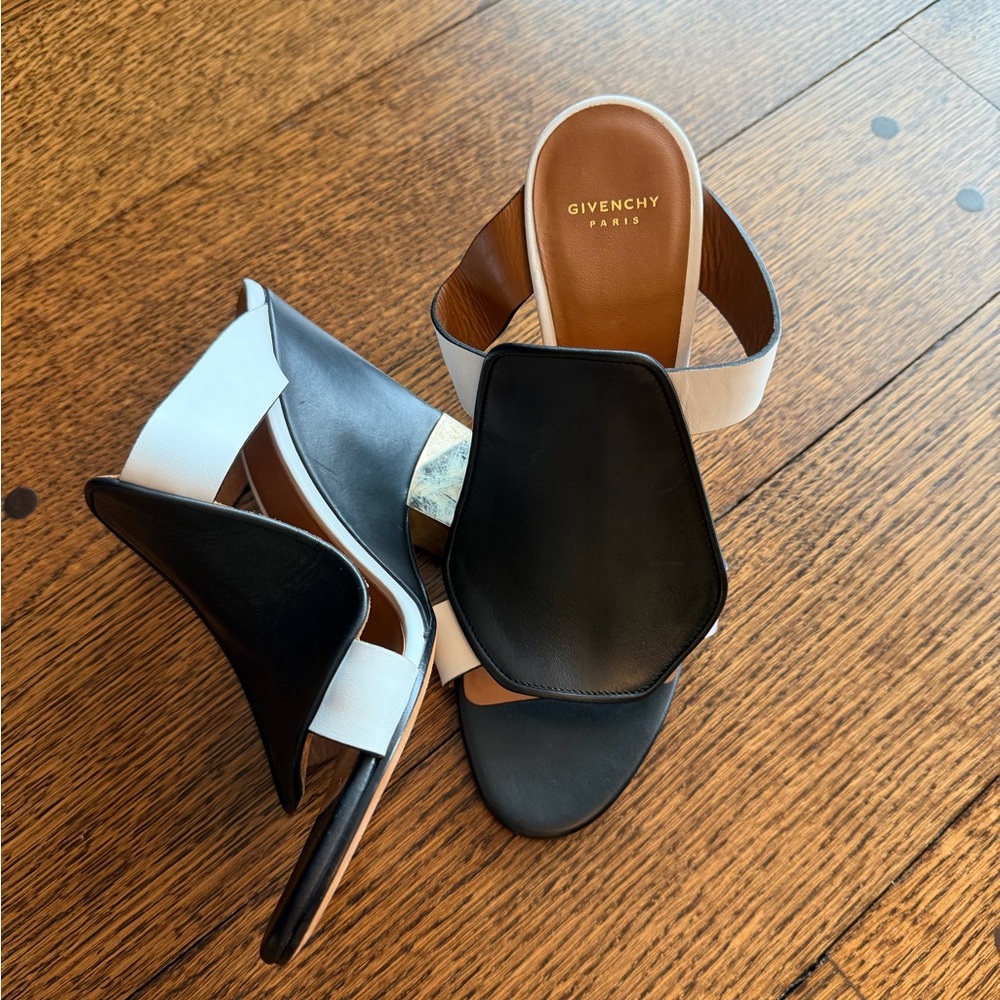 Givenchy Black White Leather Platform Slide Sandals